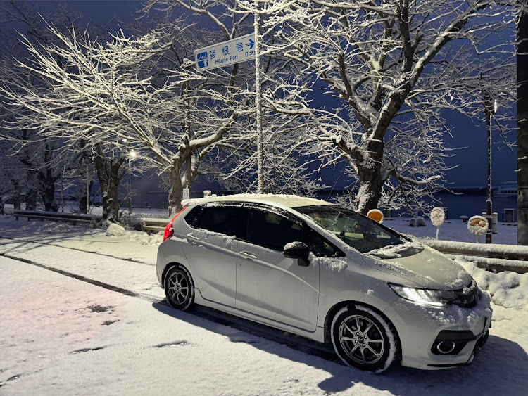 フィットの彦根港・彦根城お堀・雪に関するカスタム事例の投稿画像1枚目