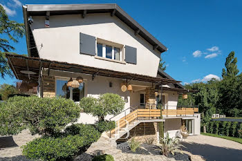 maison à Charbonnières-les-Bains (69)