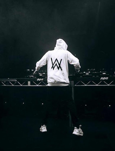 Alan Walker Wallpaper 19 1 0 Apk Download Com Awarapps Alanwalker Apk Free