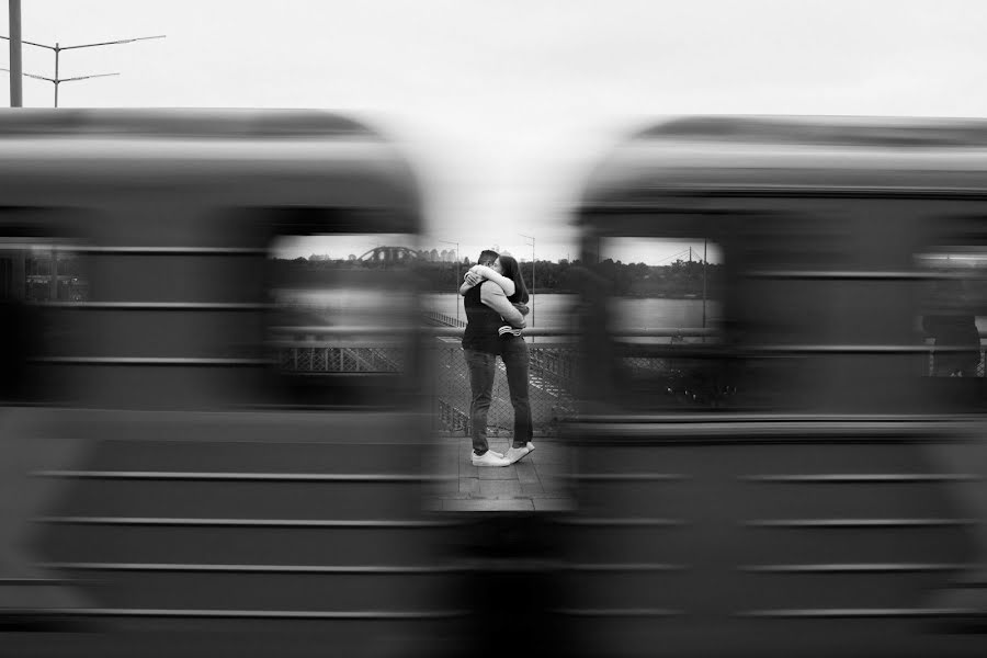 Fotógrafo de casamento Sergey Navrockiy (navrocky). Foto de 10 de outubro 2018