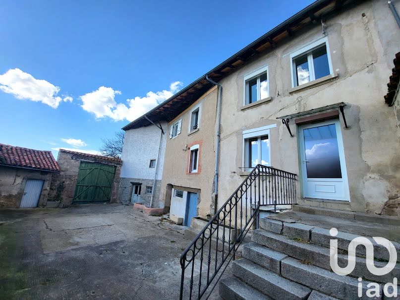 Vente ferme 5 pièces 140 m² à Cottance (42360), 209 000 €