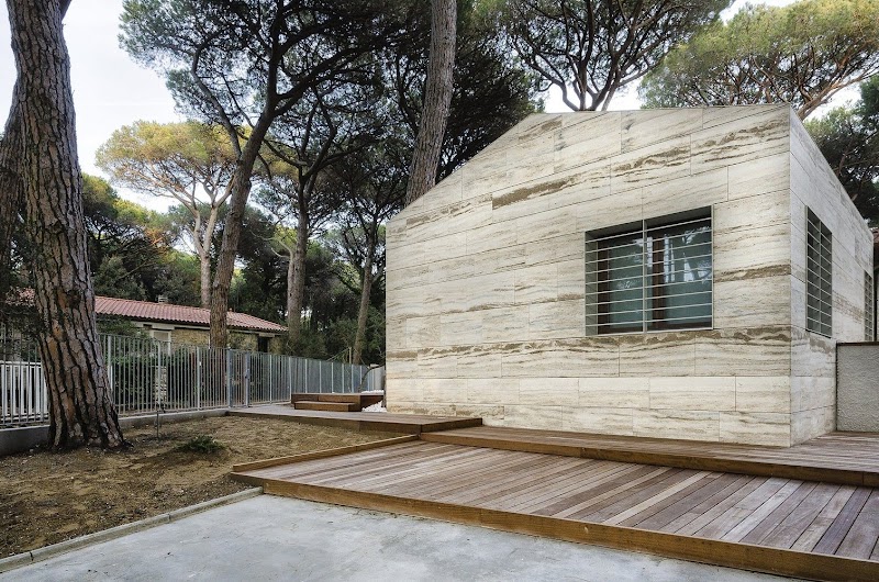 Casa in una Pineta - Massimo Fiorido Associati