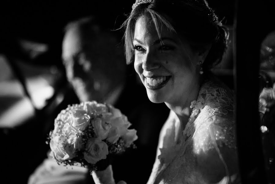 Fotógrafo de casamento Horacio Carrano (horaciocarrano). Foto de 2 de julho 2017