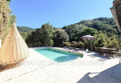 House with pool and terrace 2