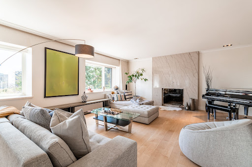 Maison contemporaine avec piscine et jardin 3