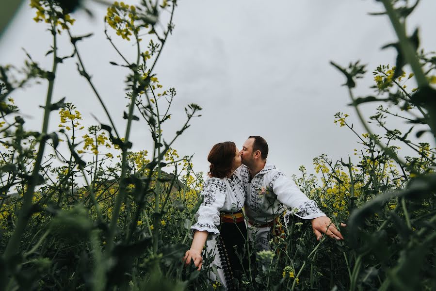 Fotograful de nuntă Paul Budusan (paulbudusan). Fotografia din 17 aprilie 2018