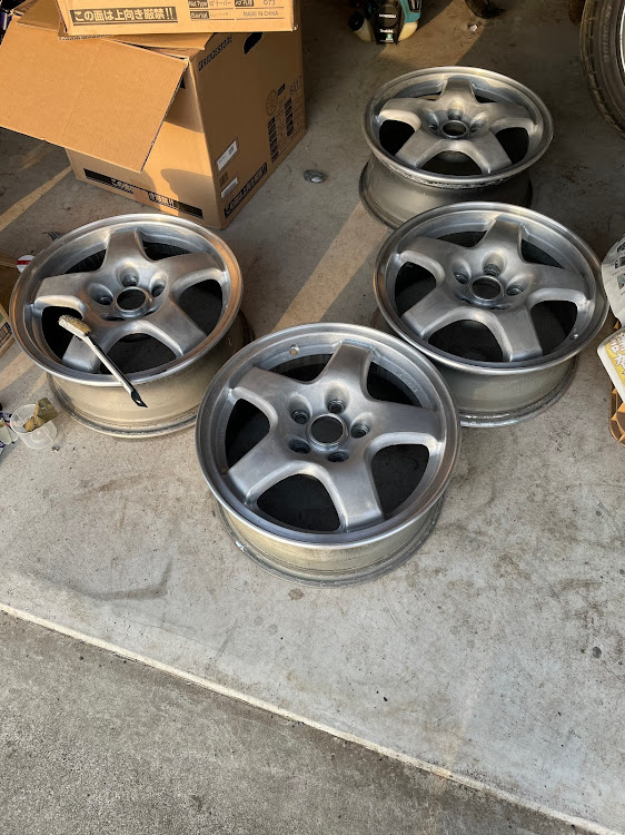 フェアレディZのLEDヘッドライト・ホイール剥離・塗装DIY・車検用ホイール・じっくりコトコト煮込んだ計画に関するカスタム事例の投稿画像3枚目