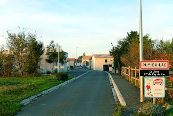 terrain à Puy-du-Lac (17)