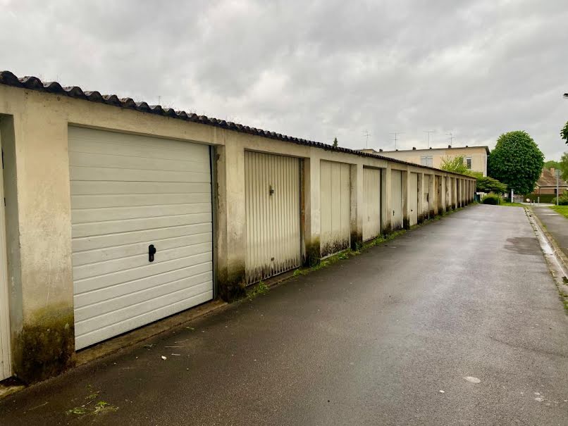 Vente parking  17 m² à Noyon (60400), 5 000 €