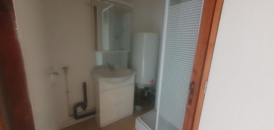 Location  appartement 1 pièce 12 m² à Valenciennes (59300), 270 €