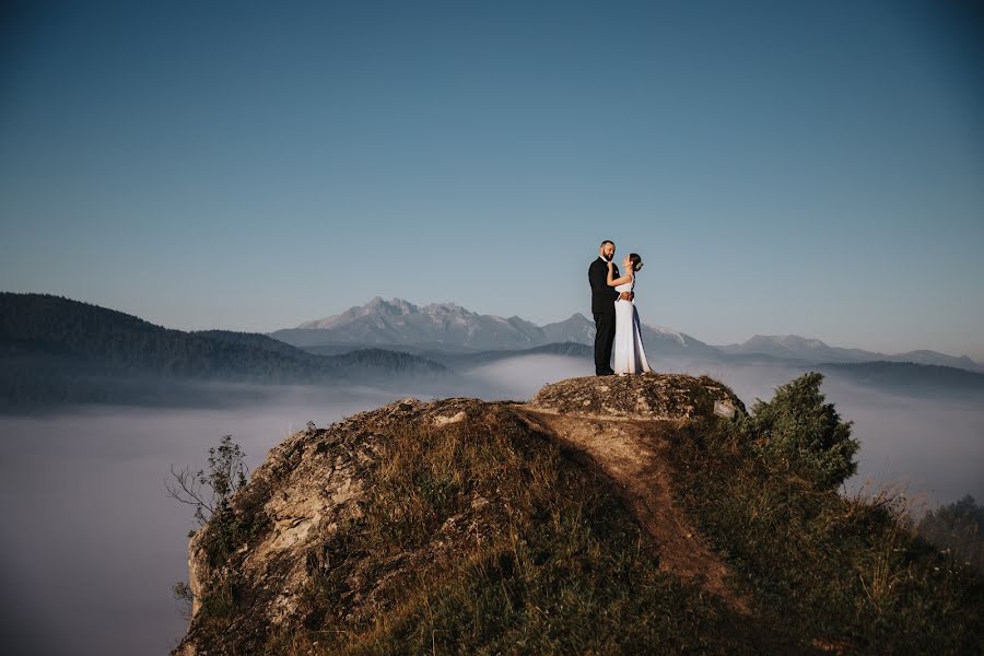 Fotografer pernikahan Michał Wojtas (fotopola). Foto tanggal 14 Juni 2021