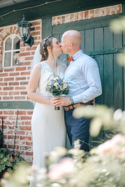 Nhiếp ảnh gia ảnh cưới Viktoria Lehmann (fraeuleinviky). Ảnh của 15 tháng 6 2022