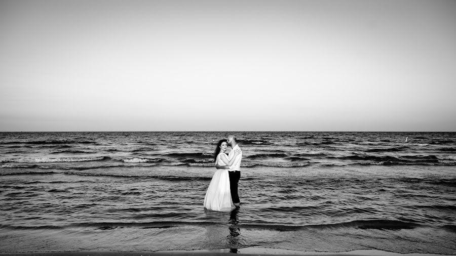 結婚式の写真家Răzvan Baluș (razvanbalus)。2023 8月14日の写真