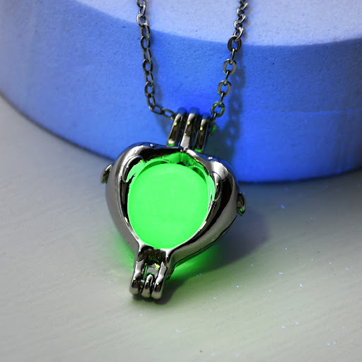 Title 2, Hollow Heart Glitter Stone Necklace For Women A...