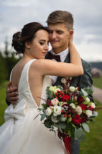 Fotografo di matrimoni Kristina Krivans (kris333tina). Foto del 12 dicembre 2019