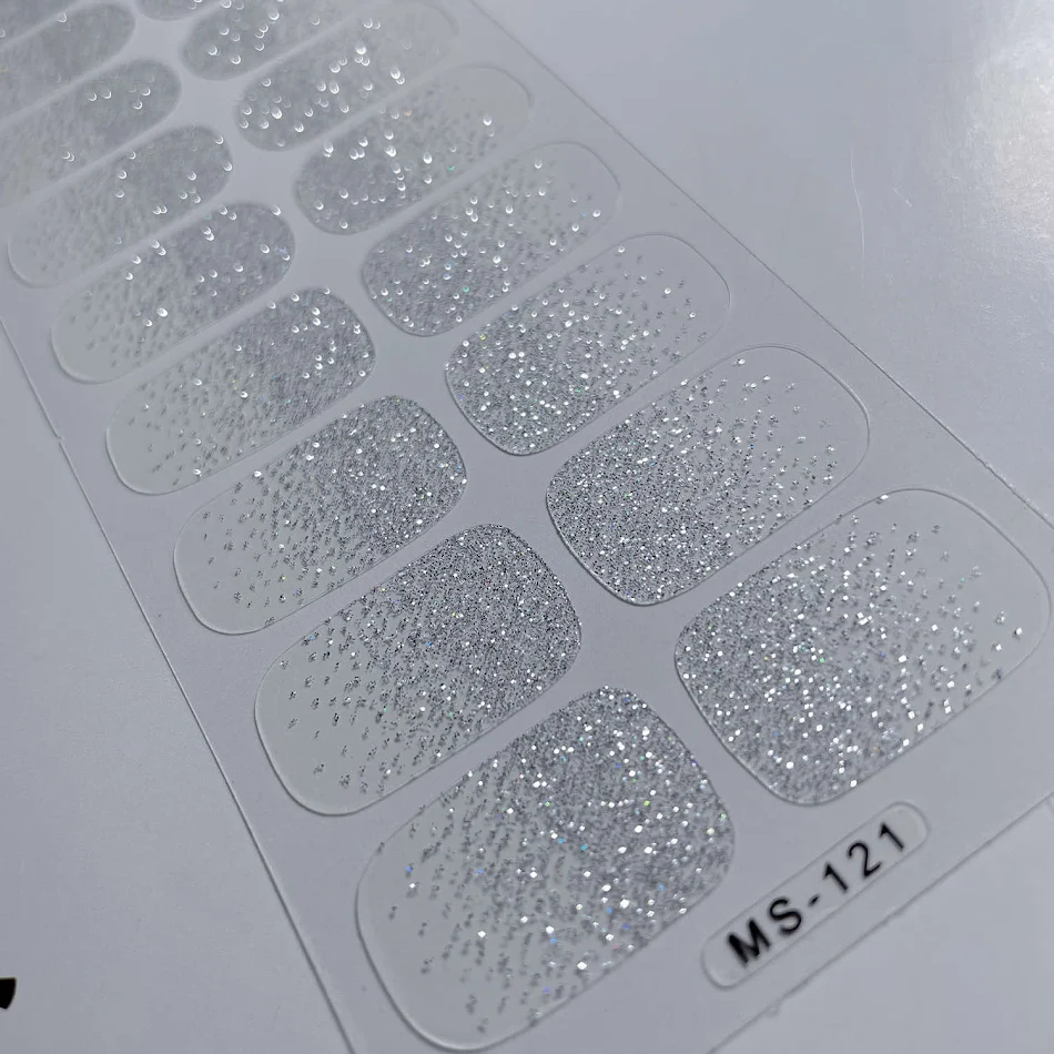 Europese en Amerikaanse semi-curing gel nagel pasta, niet bakken, voor langdurige en glanzende manicures.