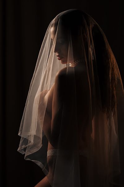 結婚式の写真家Artem Sidorov (sidorovphoto)。2月19日の写真