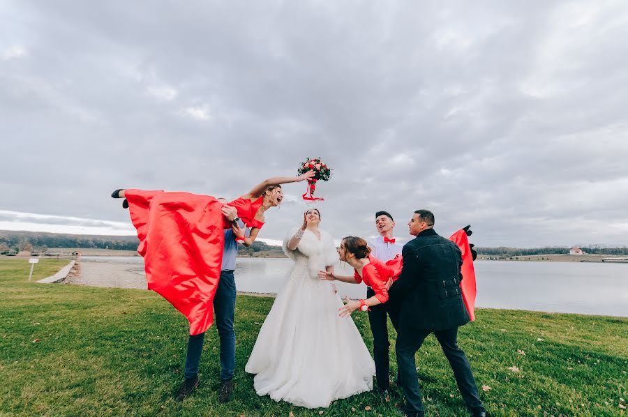 Fotógrafo de casamento Iwan Dorowski (photoid). Foto de 13 de novembro 2017