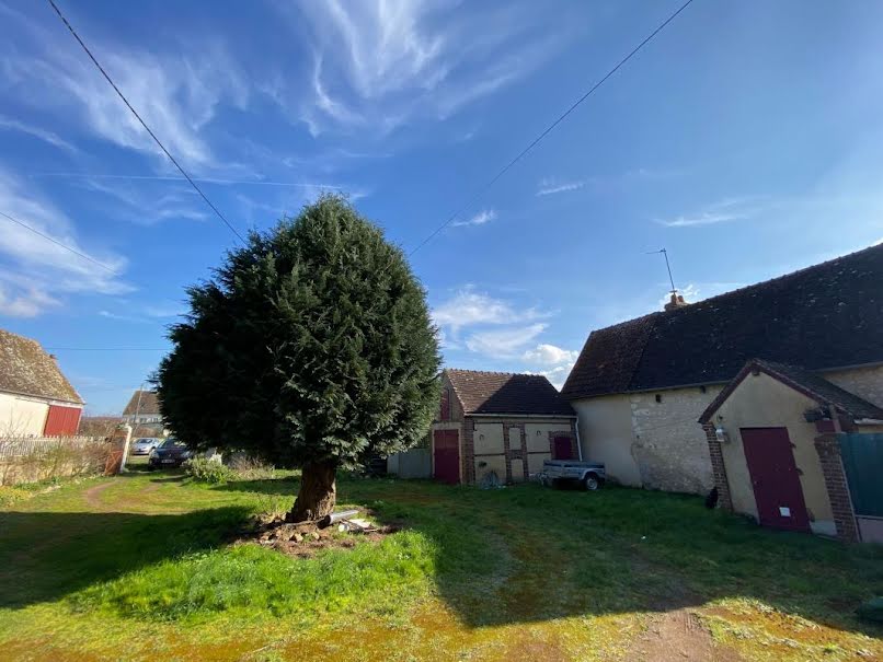 Vente maison 4 pièces 145 m² à Bellou-sur-Huisne (61110), 81 000 €