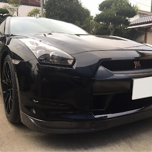 NISSAN GT-R R35
