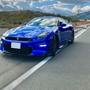 NISSAN GT-R R35