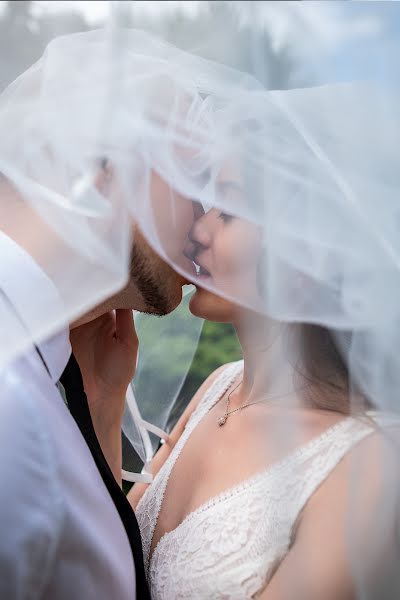 Fotograf ślubny Oleksandr Dikhtiar (weddingtrip). Zdjęcie z 3 sierpnia 2023