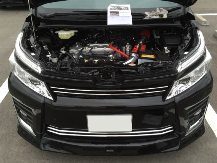 ヴォクシーの零1000・エアクリーナー交換・パワーチャンバーに関するカスタム事例の投稿画像1枚目