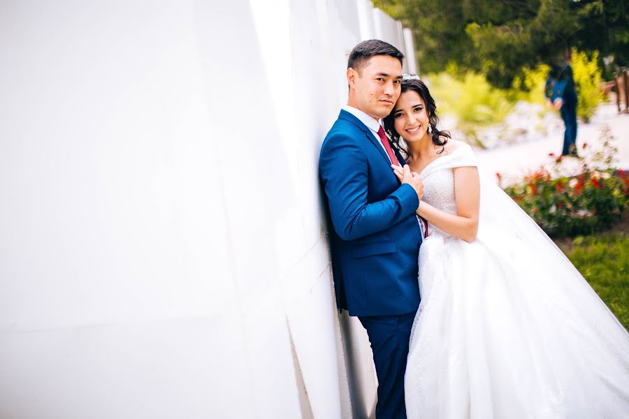 Fotógrafo de casamento Chika Bakaev (chika). Foto de 26 de julho 2018