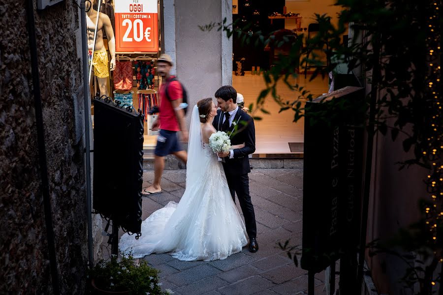 Wedding photographer Alessandro Denaro (dialquadrato). Photo of 25 April 2022