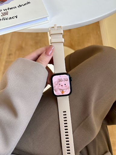 Title 6, Soft Casual Sports Silicone Strap for comfortab...