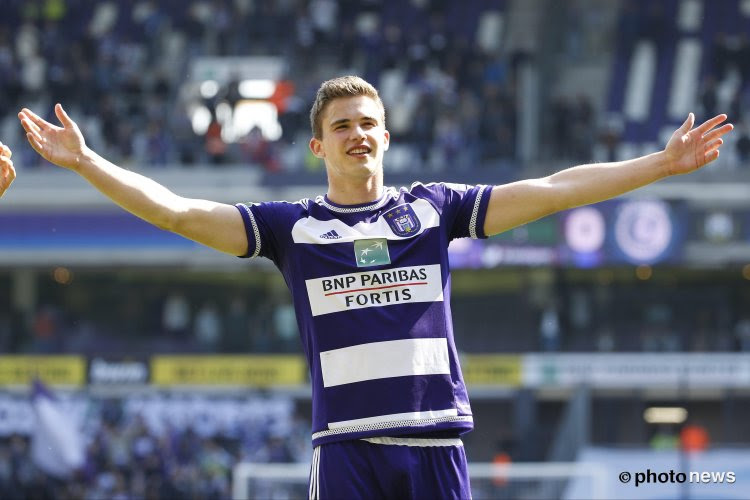 Leander Dendoncker se dévoile: "Je veux jouer la Champions League"