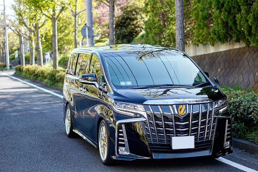 トヨタ アルファードを華麗にカスタム By Taki Alphard 04 14 フロアマットも付けて洗車もしたのでちょっとボッチ撮影会 コロナの影響で何処 Cartune