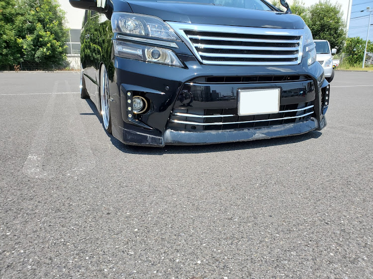 ヴェルファイアのゲリラ豪雨・近所からの視線に関するカスタム事例の投稿画像1枚目