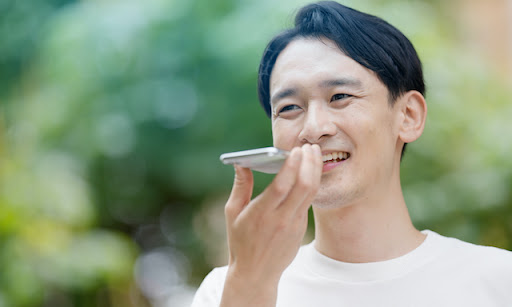 「OK Google」はもう日常？ 利用手順などを知って Google アシスタントを使いこなそう