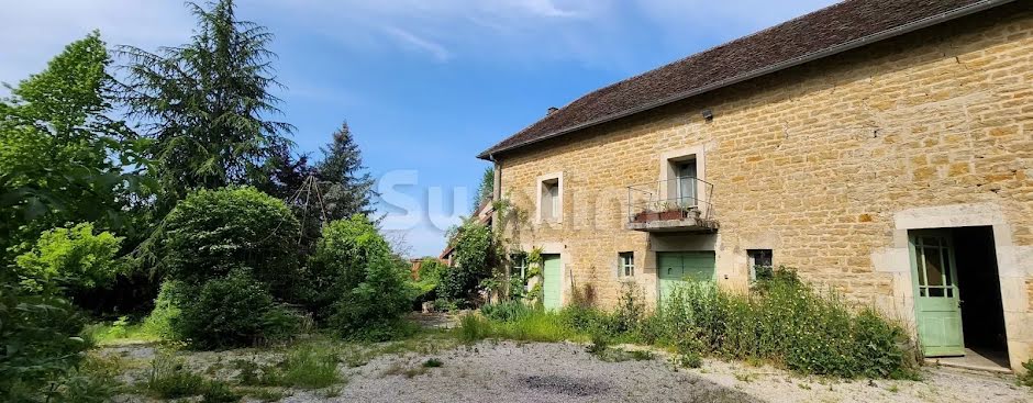 Vente maison 10 pièces 224 m² à Poligny (39800), 245 000 €