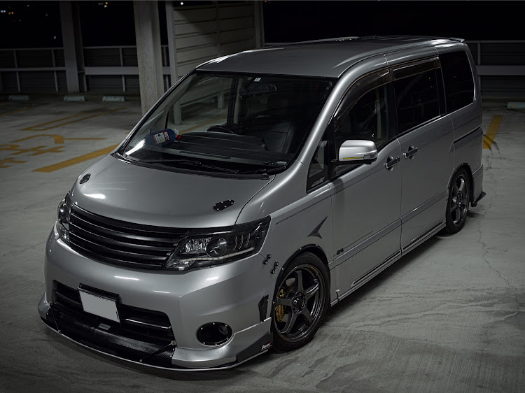 セレナの目指せPickUpCars・C25補完計画！・ドラマ【職質】第2話・立駐撮影・セレナです。に関するカスタム事例の投稿画像4枚目