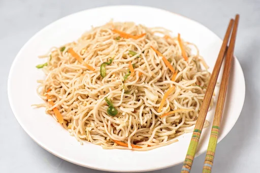 Veg Hakka Noodles