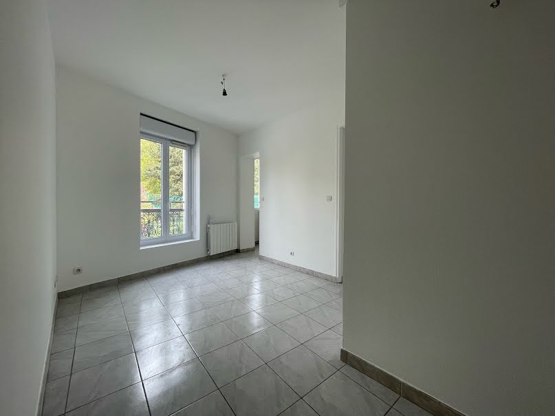 Location  appartement 2 pièces 31.25 m² à Paris 17ème (75017), 960 €