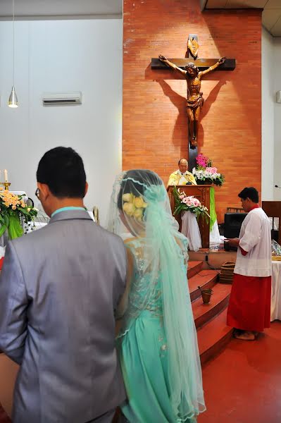 Fotografo di matrimoni Yosep Atmaja (yosepatmaja1). Foto del 30 marzo 2019