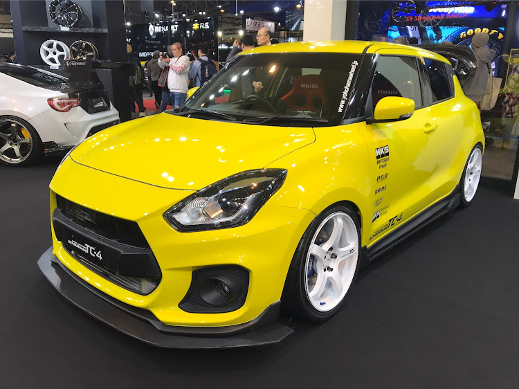 スイフトスポーツの東京オートサロン2020・オフ会・幕張メッセ・オートサロン・東京オートサロンに関するカスタム事例の投稿画像8枚目