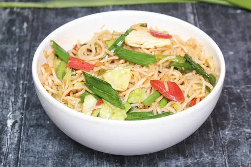 Veg Hakka Noodles