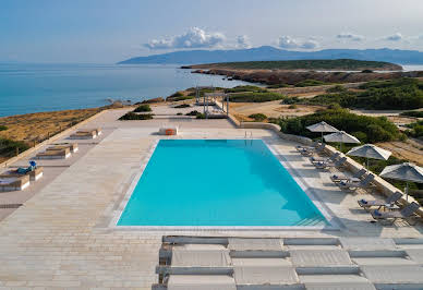 House with pool and terrace 5