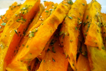 Garlic & Rosemary Sweet Potato Fries