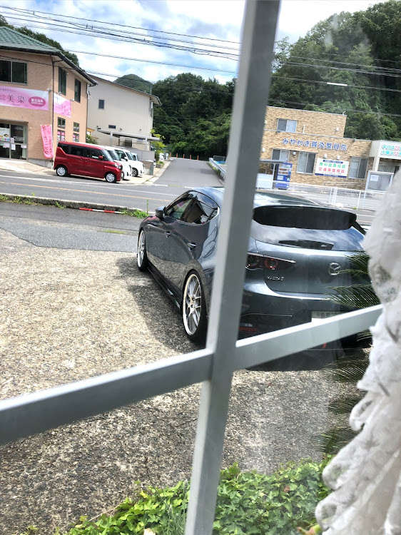 MAZDA3の７月もよろしくお願いいたします・第七波突入しましたね・東浜駅🚉でパシャリ・ロマン喫茶軽食に関するカスタム事例の投稿画像4枚目