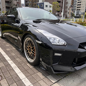 NISSAN GT-R R35