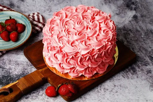 Strawberry Cake (500 Grams)