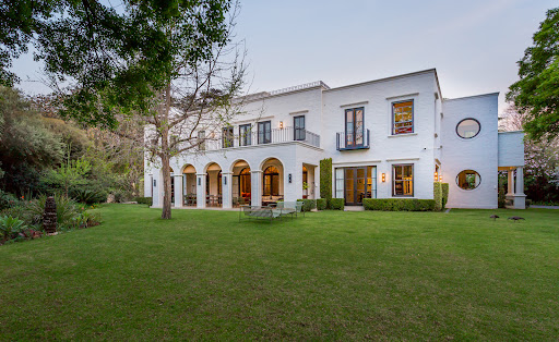 Property with pool and garden 2
