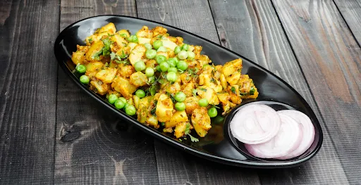 Aloo Green Peas