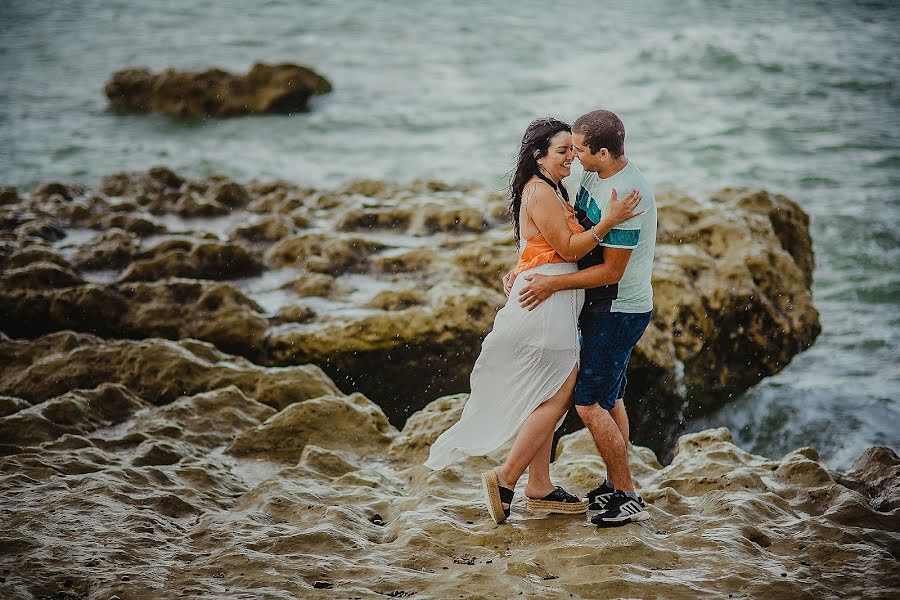 Fotografo di matrimoni Roxirosita Rios (roxirosita). Foto del 9 maggio 2018