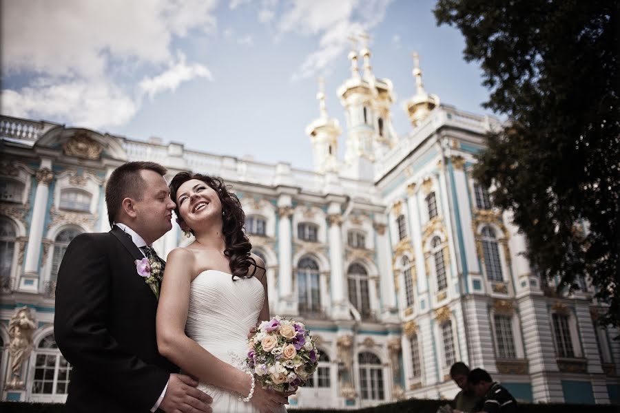 結婚式の写真家Dmitriy Timoshenko (dimi)。2015 5月5日の写真